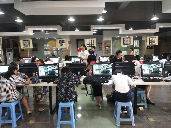 从课堂到赛场 计算机应用基础与二维动画设计项目驱动下的软件开发实践
